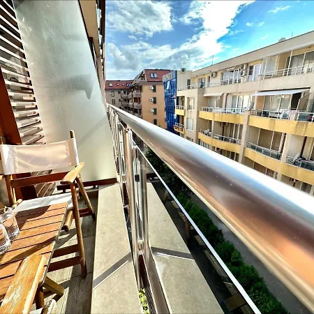 Apartament Bay - Menada Apatments *
