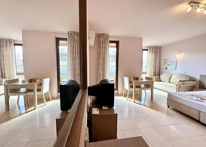 Bay - Menada Apatments Lägenhet