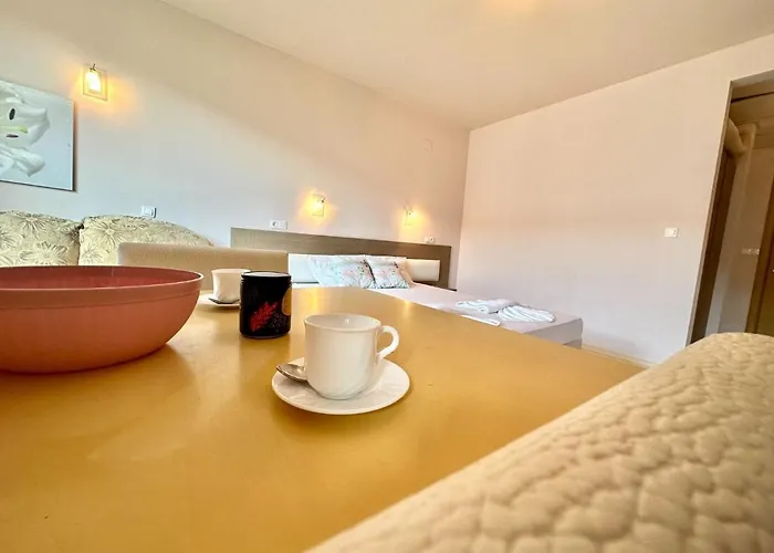 Bay - Menada Apatments Lägenhet *